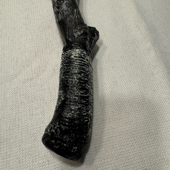 Halloween Plastic Prop Tomahawk from Rubie's Costume Company, 2010 - Picture 6 of 11